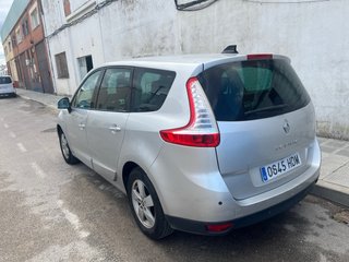 Renault Grand Scenic 2011