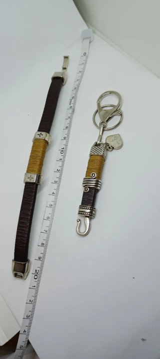 Conjunto Pulsera y Llavero Cuero Hecho a Mano