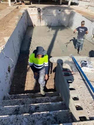 Peón