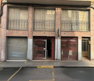 Local comercial en venta en Crevillent