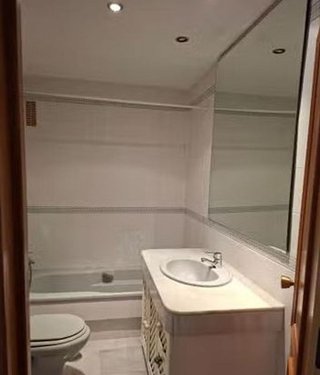 Piso en alquiler en El Mayorazgo - El Limonar en Málaga