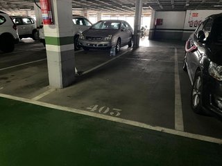 Garaje en venta en Pedró en Cornellà de Llobregat