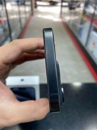 iPhone 15 Pro 256GB Negro