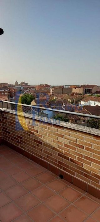 Dúplex en venta en Valencia de Don Juan
