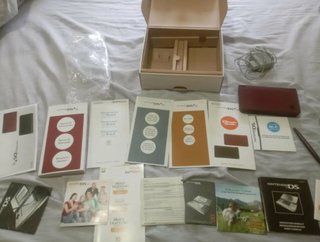 Nintendo DS XL Rossa con Scatola
