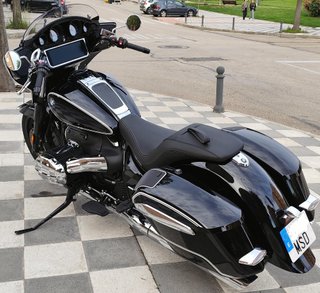BMW R18 Bagger Negra 2024 - 13.186 km