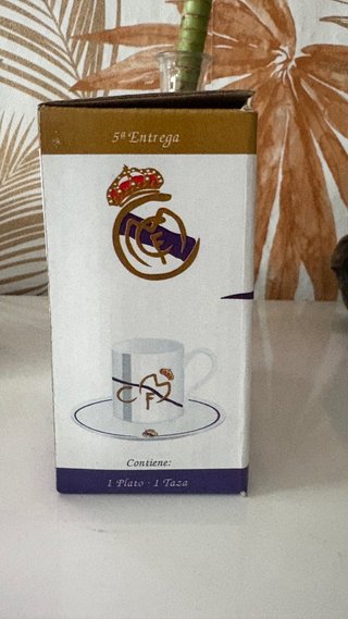 Taza de café Real Madrid con plato
