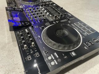 Pioneer DJ XDJ-XZ + Decksaver