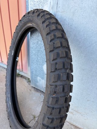 Neumático Pirelli City Demon 3.50-18 Nueva