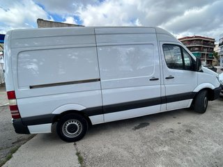 Mercedes-Benz Sprinter 2013