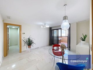 Piso en alquiler en Mercado en Alicante