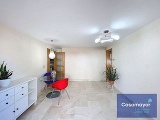 Piso en alquiler en Mercado en Alicante