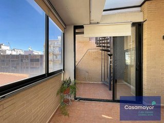 Piso en alquiler en Mercado en Alicante