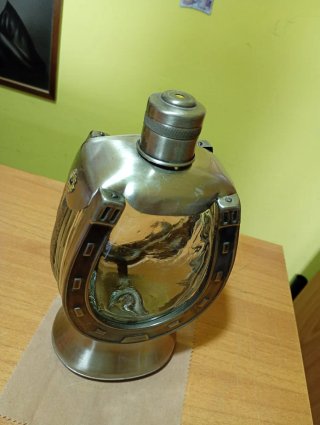 DECANTER MUSICALE VINTAGE DANNEGGIATO