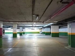 Garaje en venta en Ensanche en Alcalá de Henares