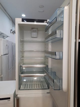 Nevera AEG y Lavadora Balay