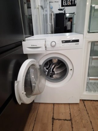 Nevera AEG y Lavadora Balay