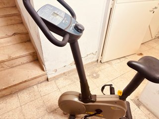 Bicicleta Estática BH Fitness