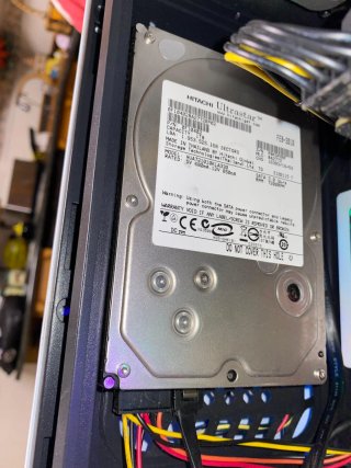 PC MSI con ventiladores RGB