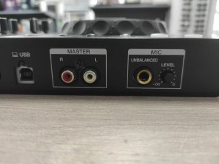 Controlador DJ Pioneer DDJ-400 Negro