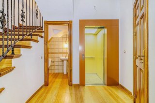 Edificio en venta en Illora