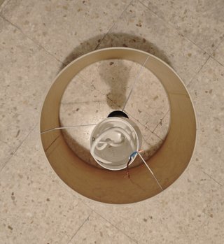 Lámpara de techo con pantalla