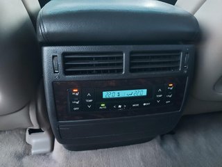 Toyota Land Cruiser 200 2009