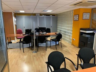 Local comercial en venta en Calvario - Santa Rita en Vigo