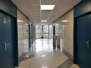Local comercial en venta en Dehesa Navalcarbón – Montecillo en Rozas de Madrid (Las)