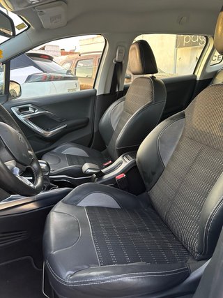Peugeot 2008 2014