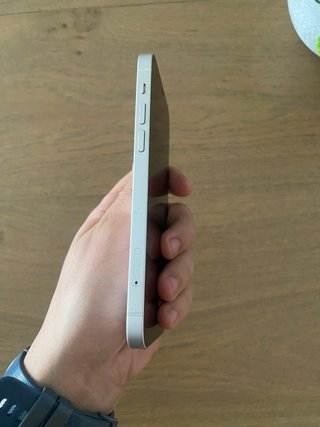 iPhone 12 128GB + RinoShield