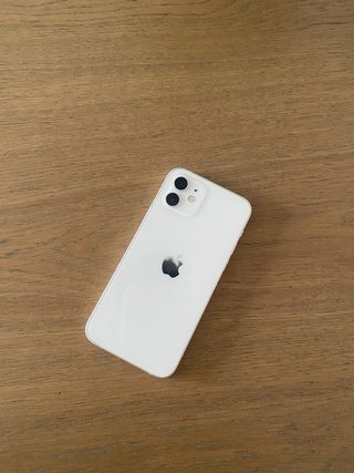 iPhone 12 128GB + RinoShield