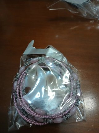 Pulsera rosa y plateada