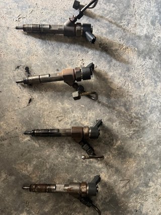 Inyectores Renault 1.9 DCI (4 unidades)