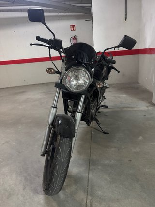 Hyosung Comet GT125 Negra
