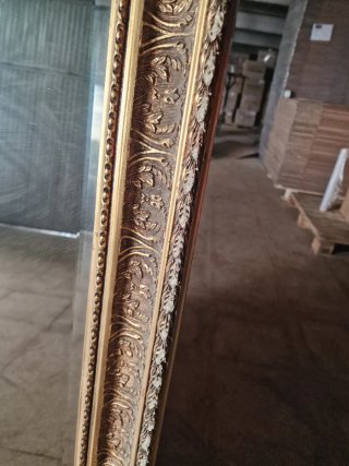 Espejo de pie dorado decorativo