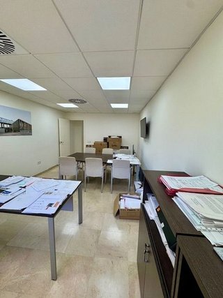 Oficina en alquiler en Playa Bajadilla - Puertos en Marbella