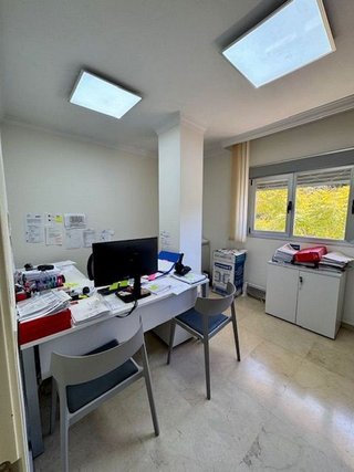 Oficina en alquiler en Playa Bajadilla - Puertos en Marbella