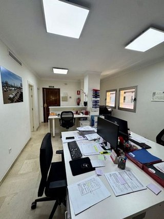 Oficina en alquiler en Playa Bajadilla - Puertos en Marbella