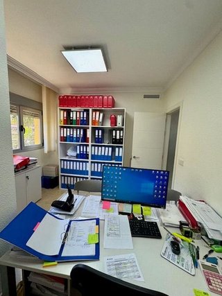 Oficina en alquiler en Playa Bajadilla - Puertos en Marbella