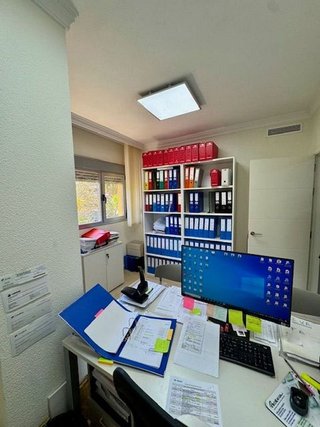 Oficina en alquiler en Playa Bajadilla - Puertos en Marbella