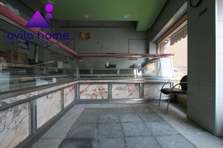 Local comercial en venta en San Antonio en Ávila