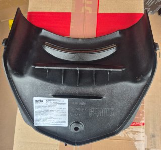 Contraescudo Aprilia Sonic Negro