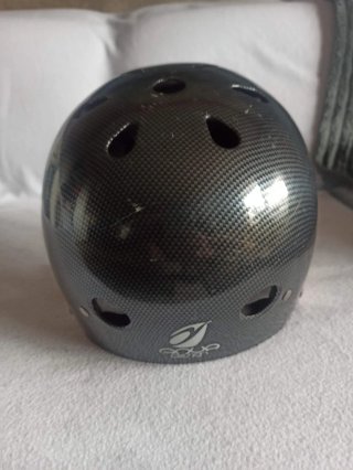 Casco Patinete/Bici Negro Carbono