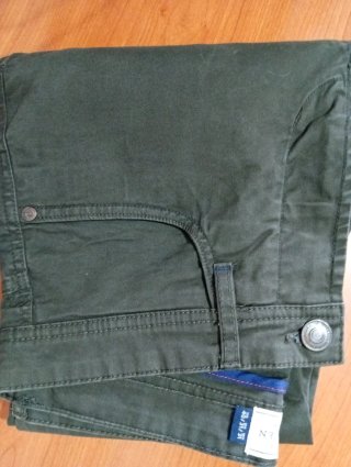 Pantalón Sfera Slim Stretch Talla M,usado 1 vez