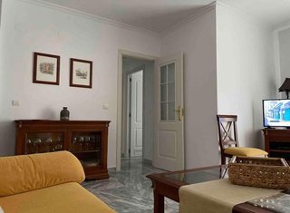 Piso en alquiler en Nueva Andalucía centro en Marbella