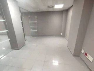 Local comercial en venta en Casco Histórico de Vallecas en Madrid