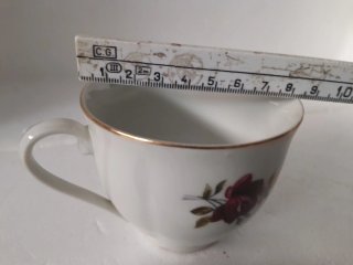 Tazza e piattino porcellana vintage