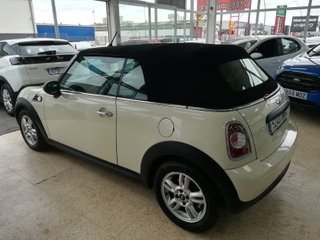 MINI Cabrio 2012