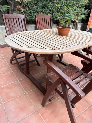 Mesa extensible madera exterior + 4 sillas